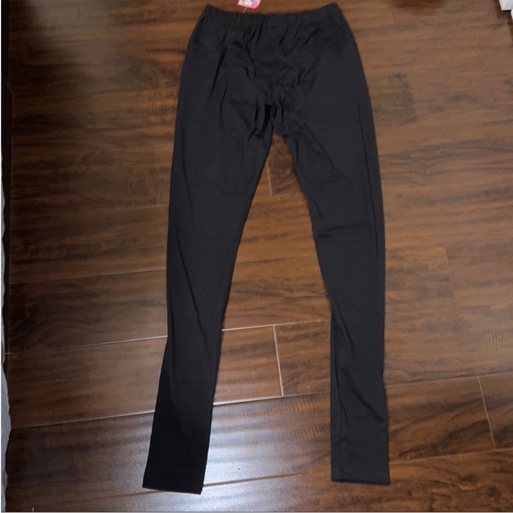 2 Black long fitted leggings